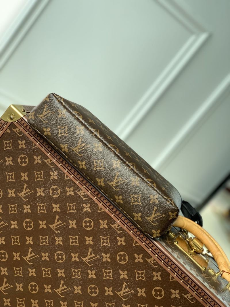 LV Clutch Bags